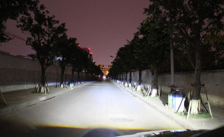 汽車大燈有沒有粉色福利导航有什麽區別